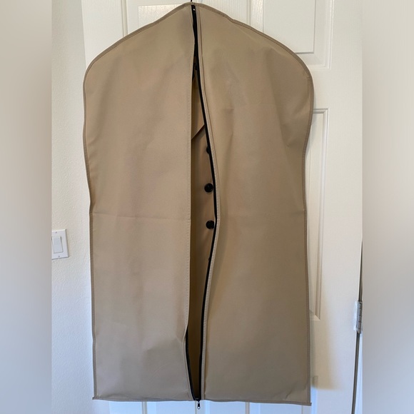 NWT Burberry The Sandringham Long Trench Coat in Honey - Picture 9 of 9